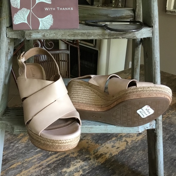 Clarks Wedge - Picture 2 of 2